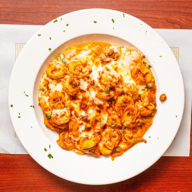 Tortellini Piselli Bolognese Pasta.