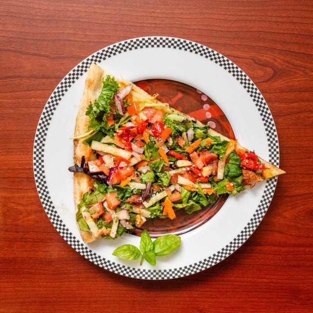 Salad Pizza.